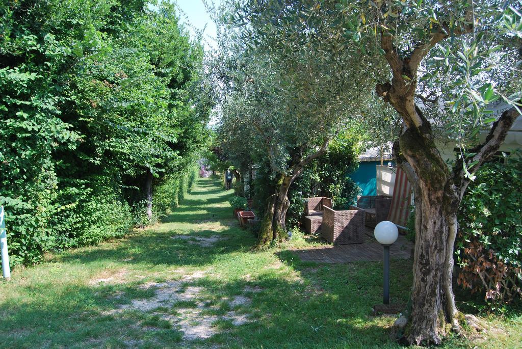 Camping Porto Srl Hotel Moniga del Garda Luaran gambar